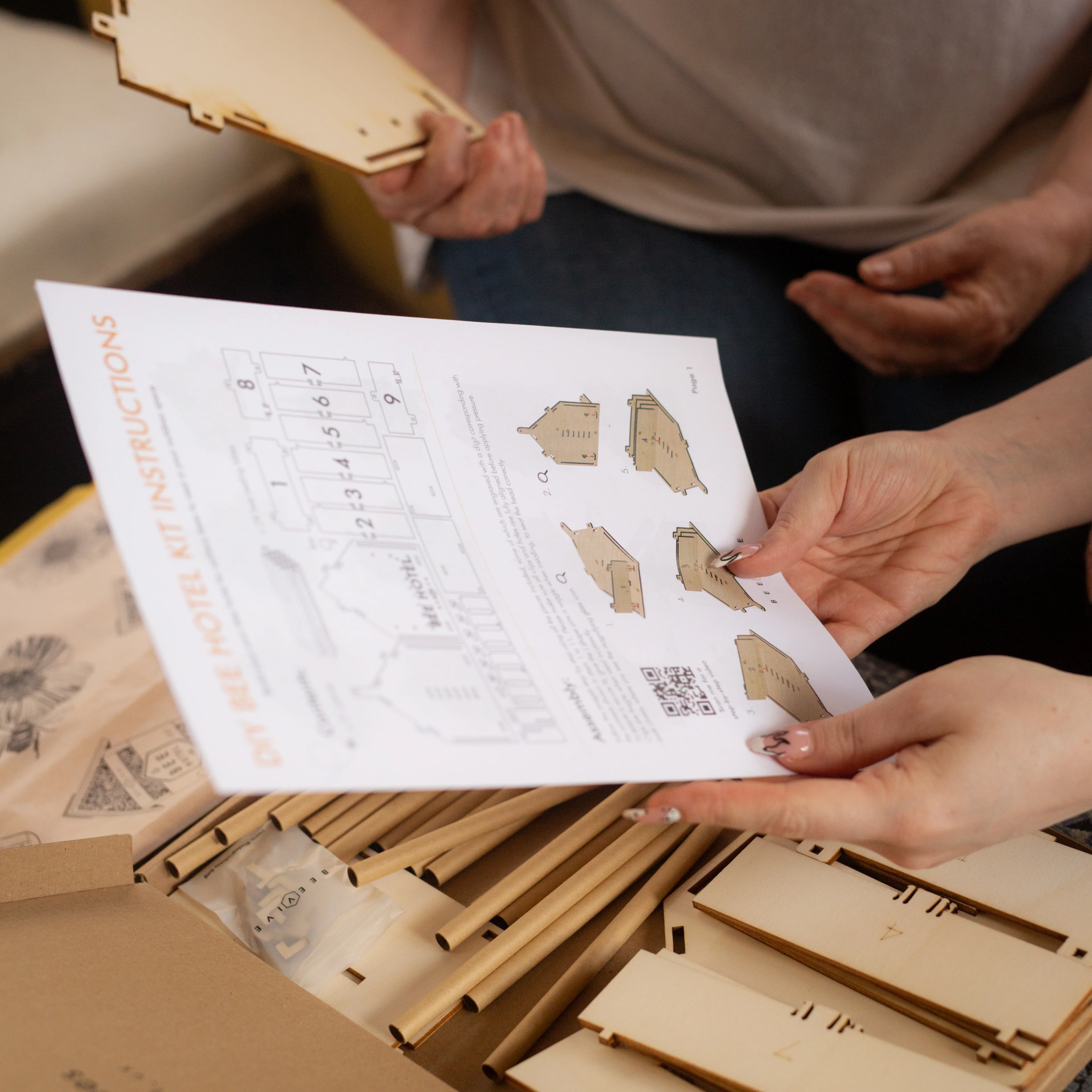 DIY Bee Hotel Kit - Image 4