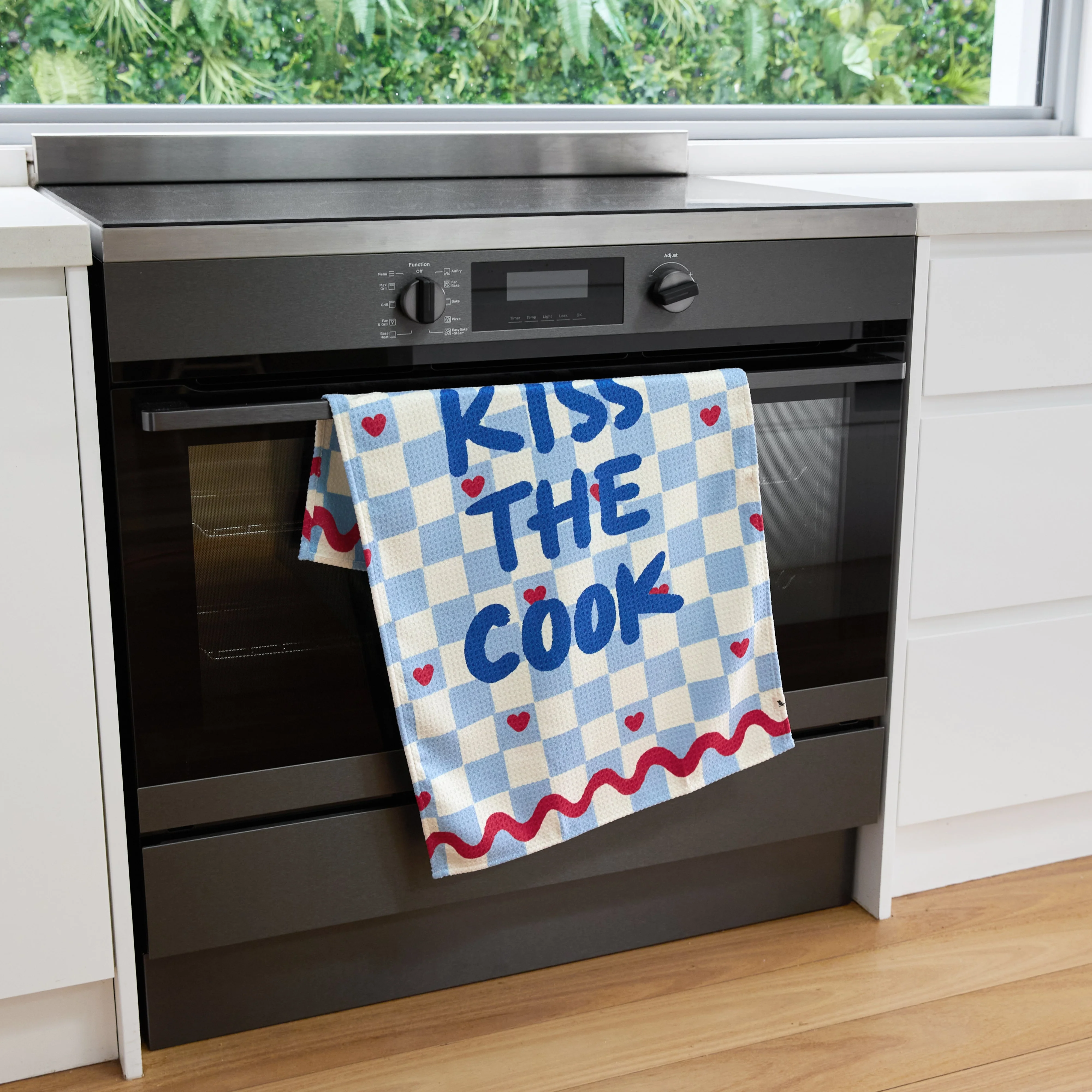 Dock & Bay Tea Towel - Kiss the Cook - Image 2