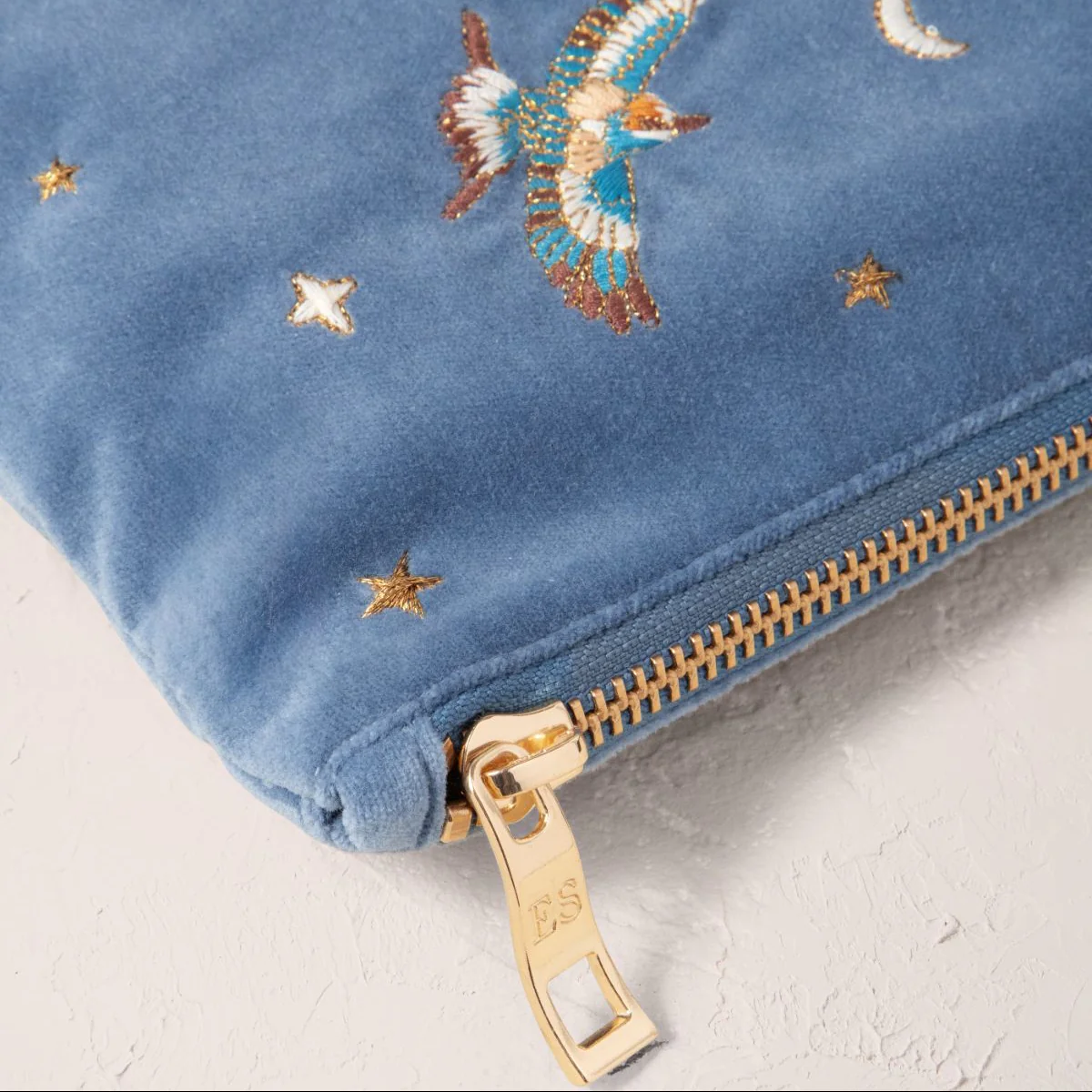 Lion Pride Everyday Pouch - Dusky Blue - Image 4